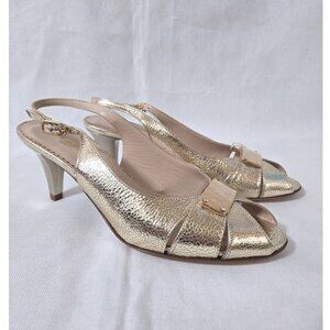 Elata Leather sandal NWB - size 7